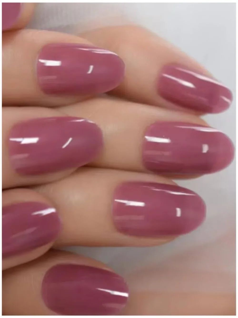 NWT 24pc Rose Pink Press On Nails Oval Short Glossy False Nail Kit